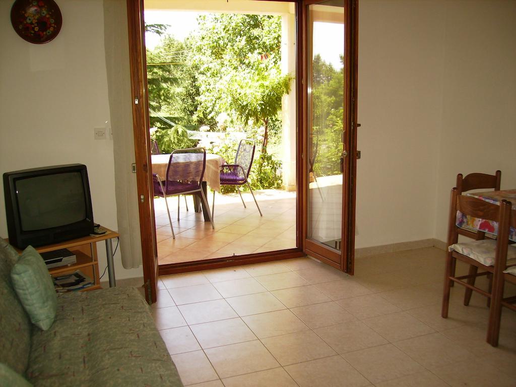 Apartment Neda Z-Velika Okucnica, Besplatni Parking I Opticki Wi-Fi لابين الغرفة الصورة